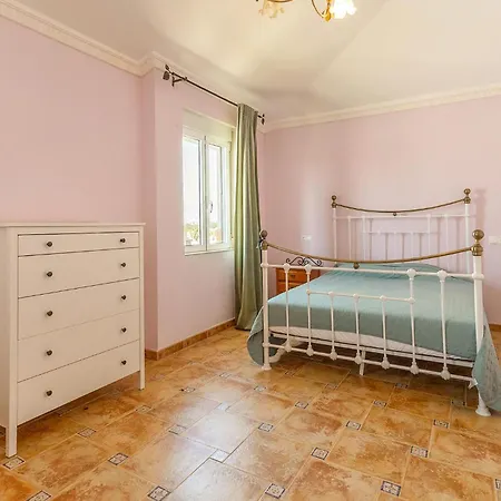 Pet Friendly In Nyaraló Torrevieja